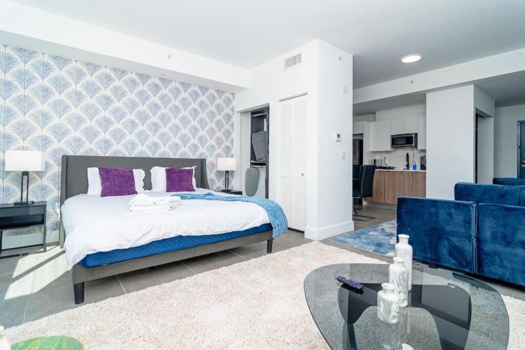 King Bed Brand New Oasis Minutes To Brickell Apartamento